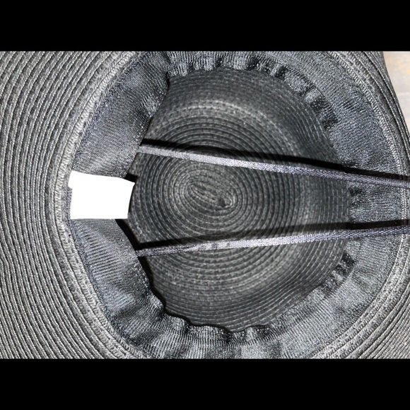 Big wide Floppy Beach Hat - Picture 7 of 7